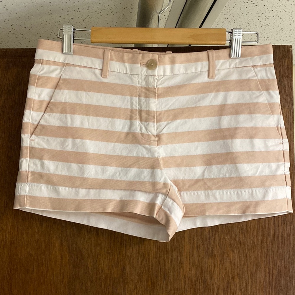 Gap shorts